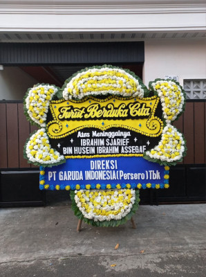 Papan Bunga Duka di Pulau Derawan