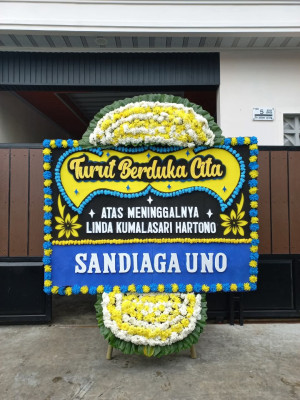 Papan Bunga Duka di Pulau Derawan